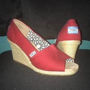 Toms wedge heels